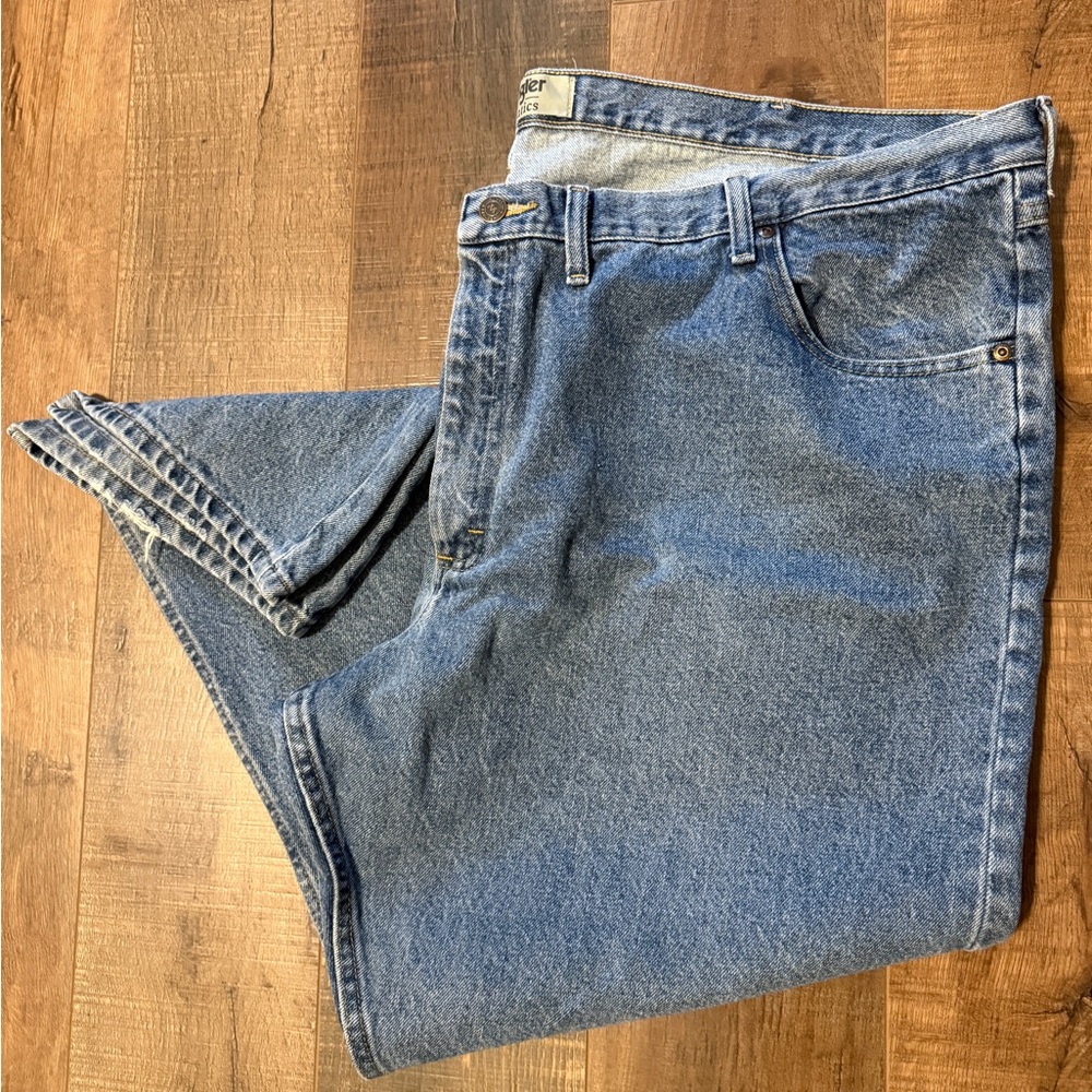 Wrangler Men's Light‎ Blue Straight Jeans